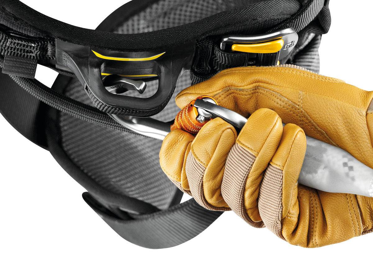 Petzl ASTRO BOD FAST Ultra Comfortable Rope Access Harness European Version - SecureHeights