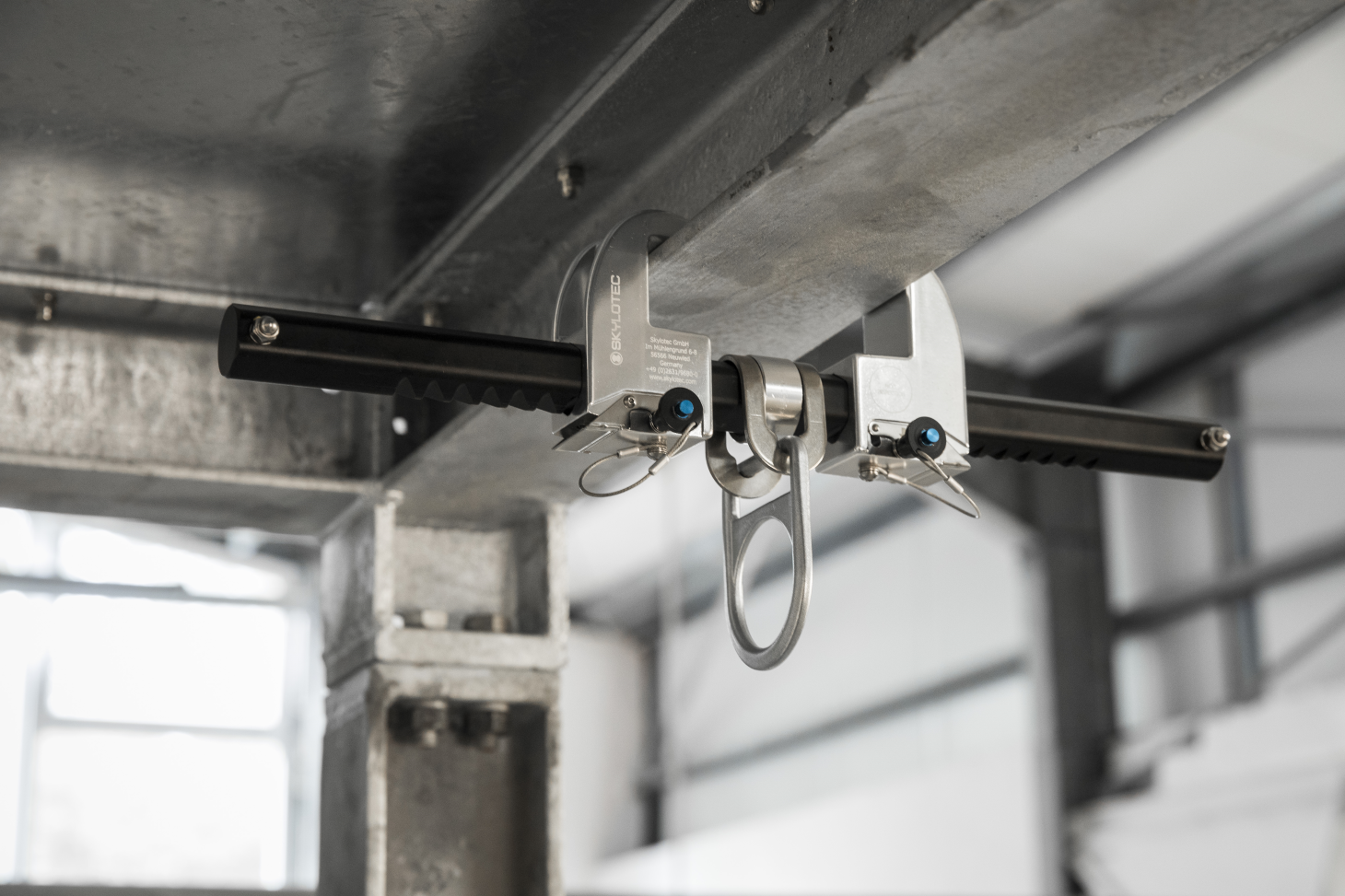 Skylotec BEAMTAC 2.0 9cm-36cm Fixed Beam Anchor AP-075 - SecureHeights