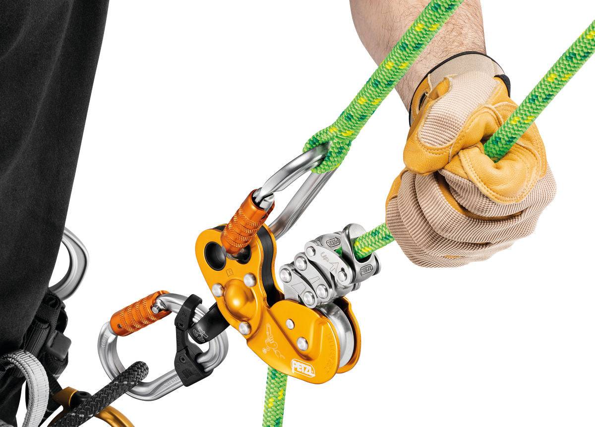 Petzl FLOW 11.6mm Lightweight and Flexible Low Stretch Tree Care Kernmantle Rope 35m-60m - SecureHeights
