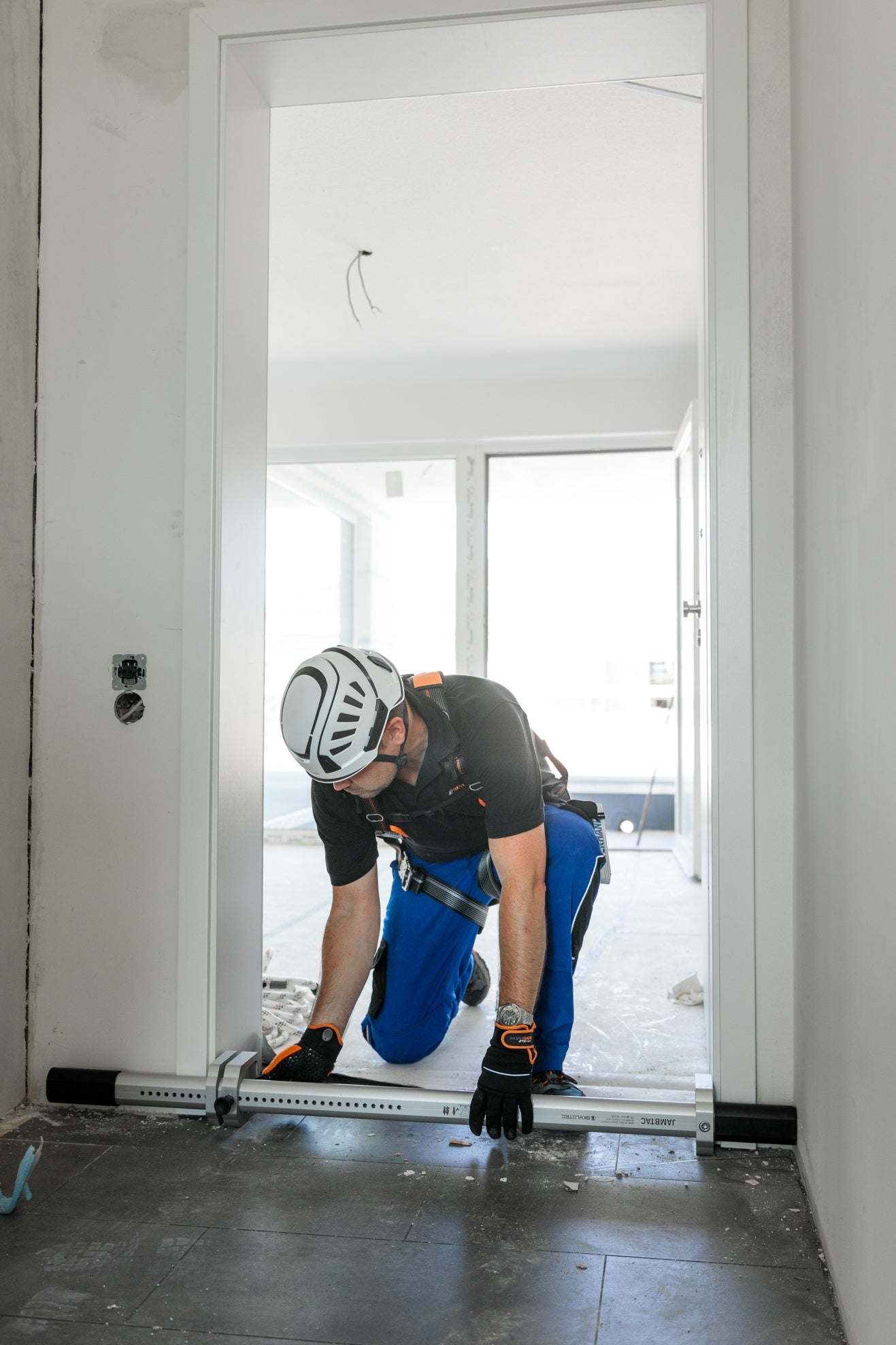 Skylotec JAMBTAC 60cm-110cm Door Anchor AP-070-1 - SecureHeights