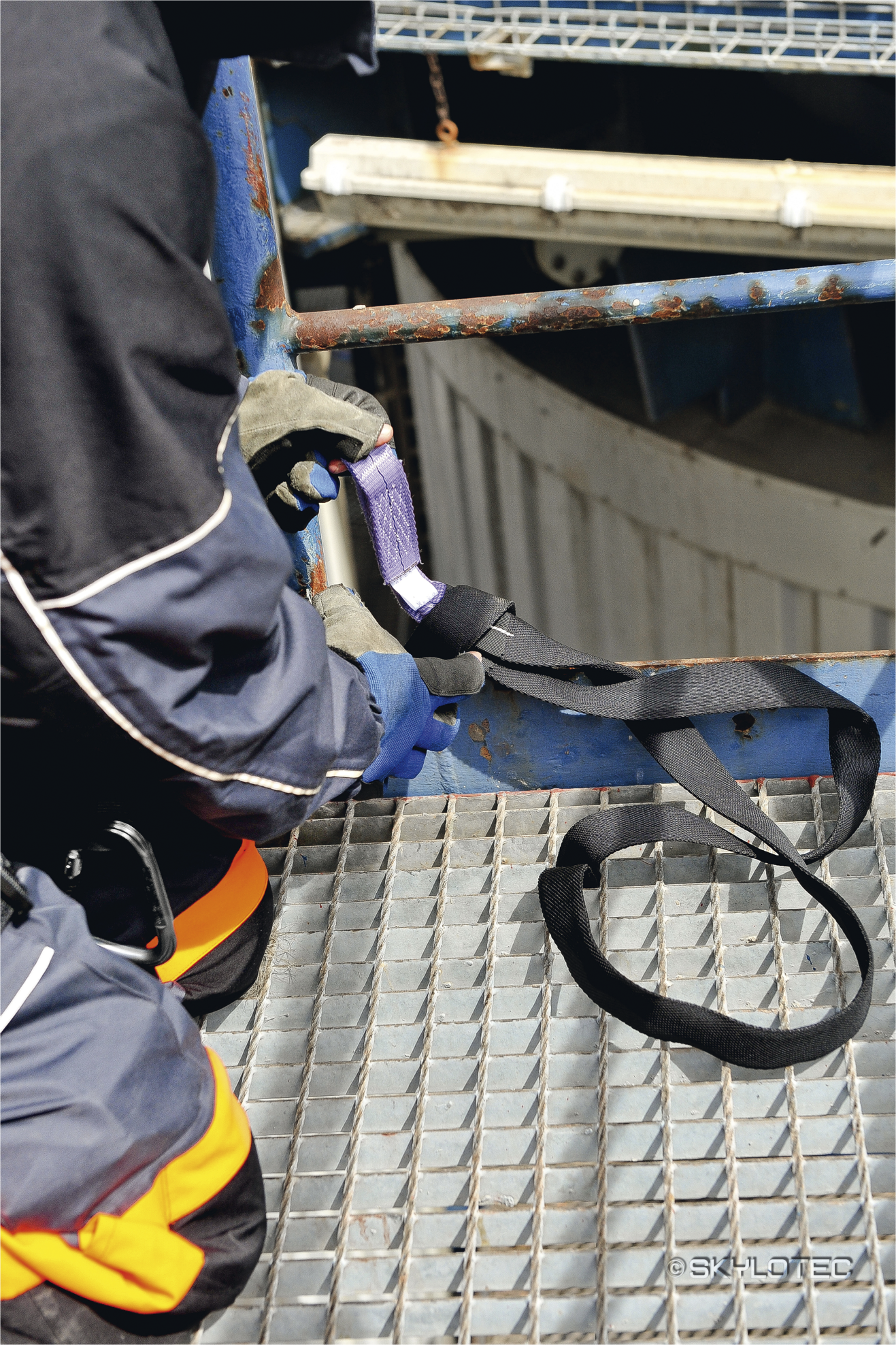 Skylotec LOOP SEP 22 kN 1.35m Edge Tested Anchorage Loop Sling - SecureHeights