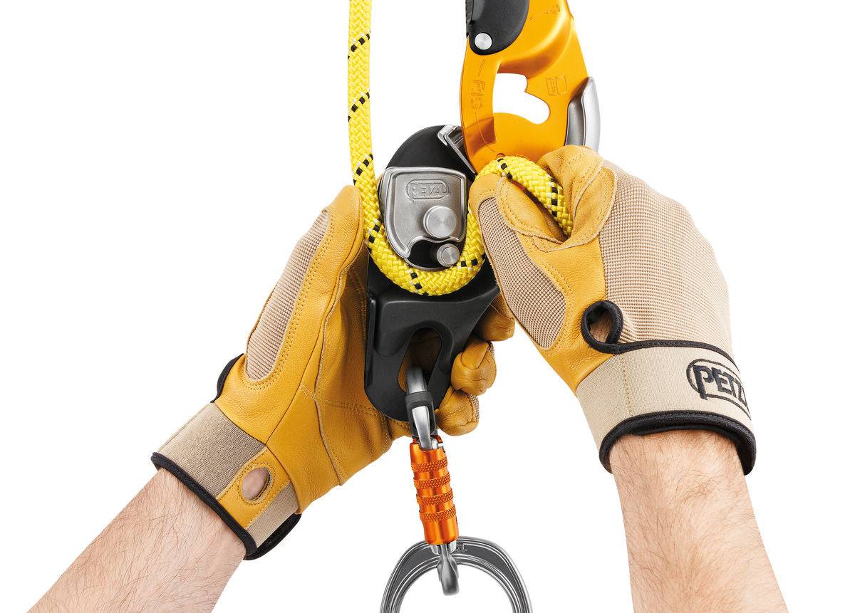 Petzl RIG Compact Rope Access Self Braking Descender - SecureHeights