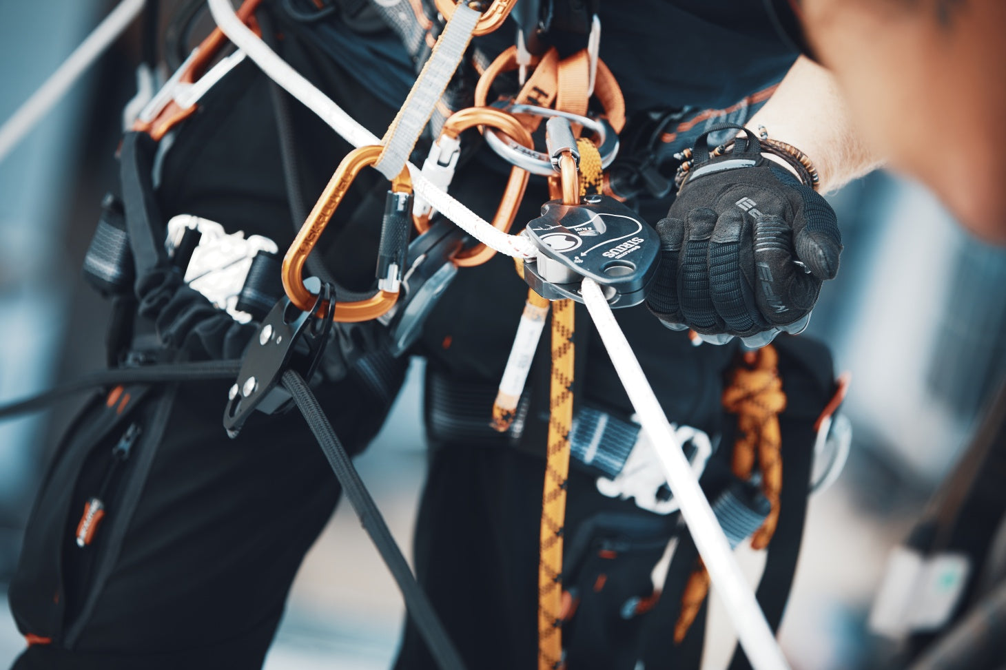 Skylotec SIRIUS Compact Auto Lock Descender A-050 - SecureHeights