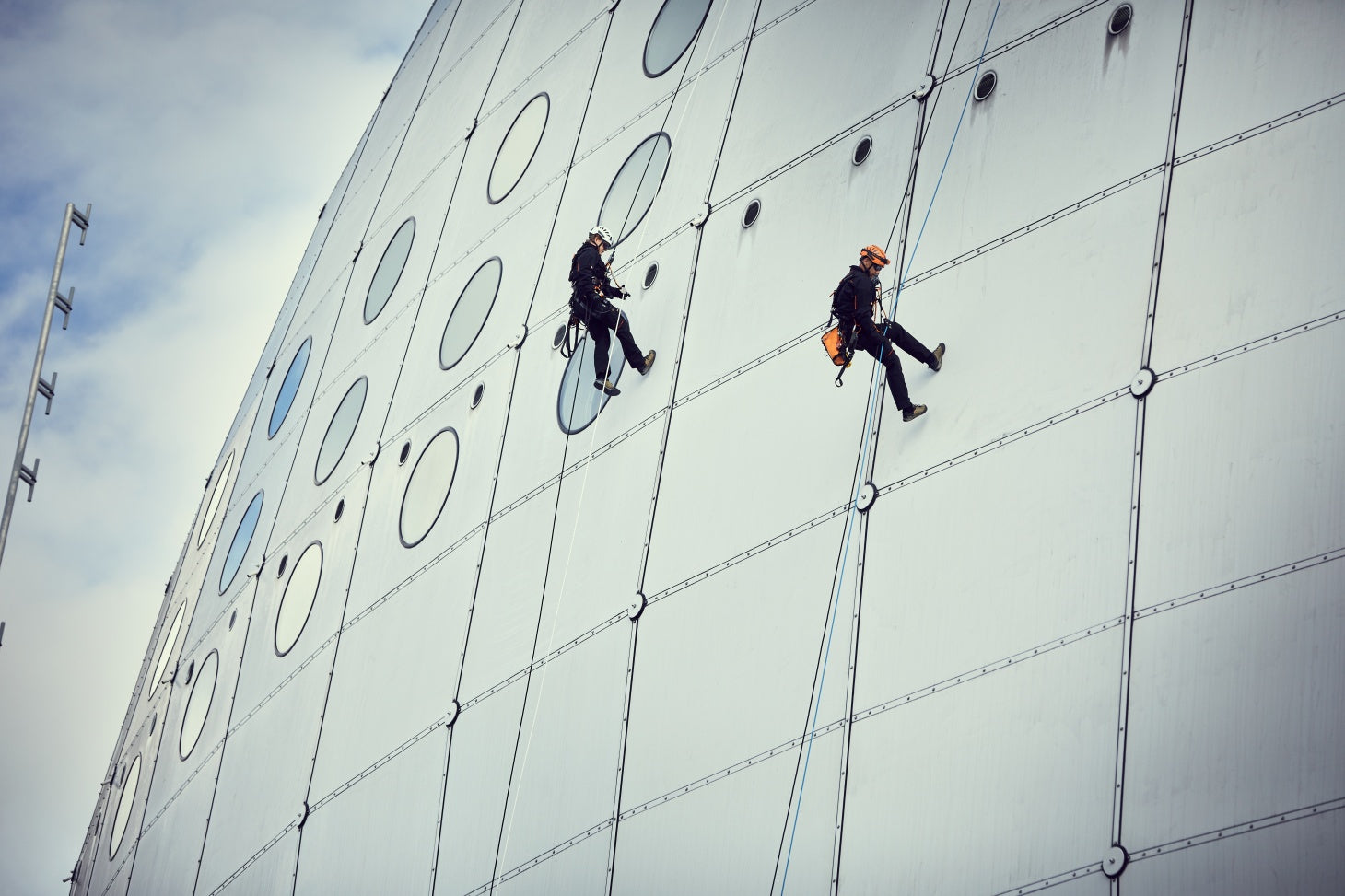 Skylotec SIRIUS Compact Auto Lock Descender A-050 - SecureHeights