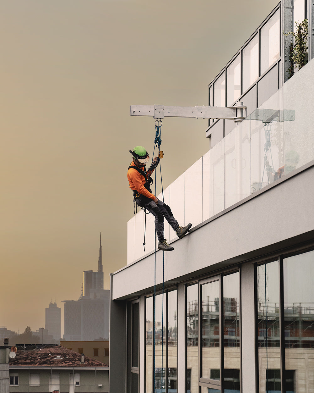 Fallprotec SkyDavit Arm Facade Davit System - SecureHeights